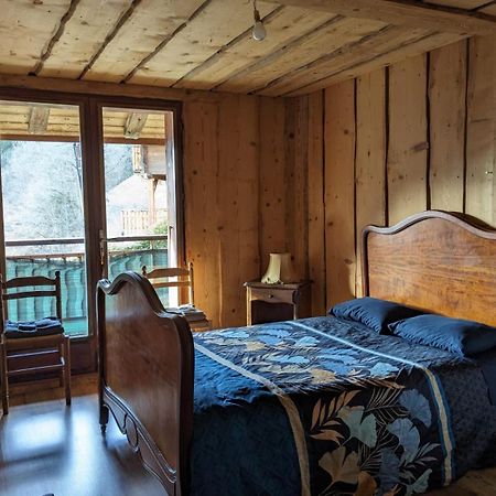 Savoie, Simple Mais Confortable Villard-sur-Doron Eksteriør bilde