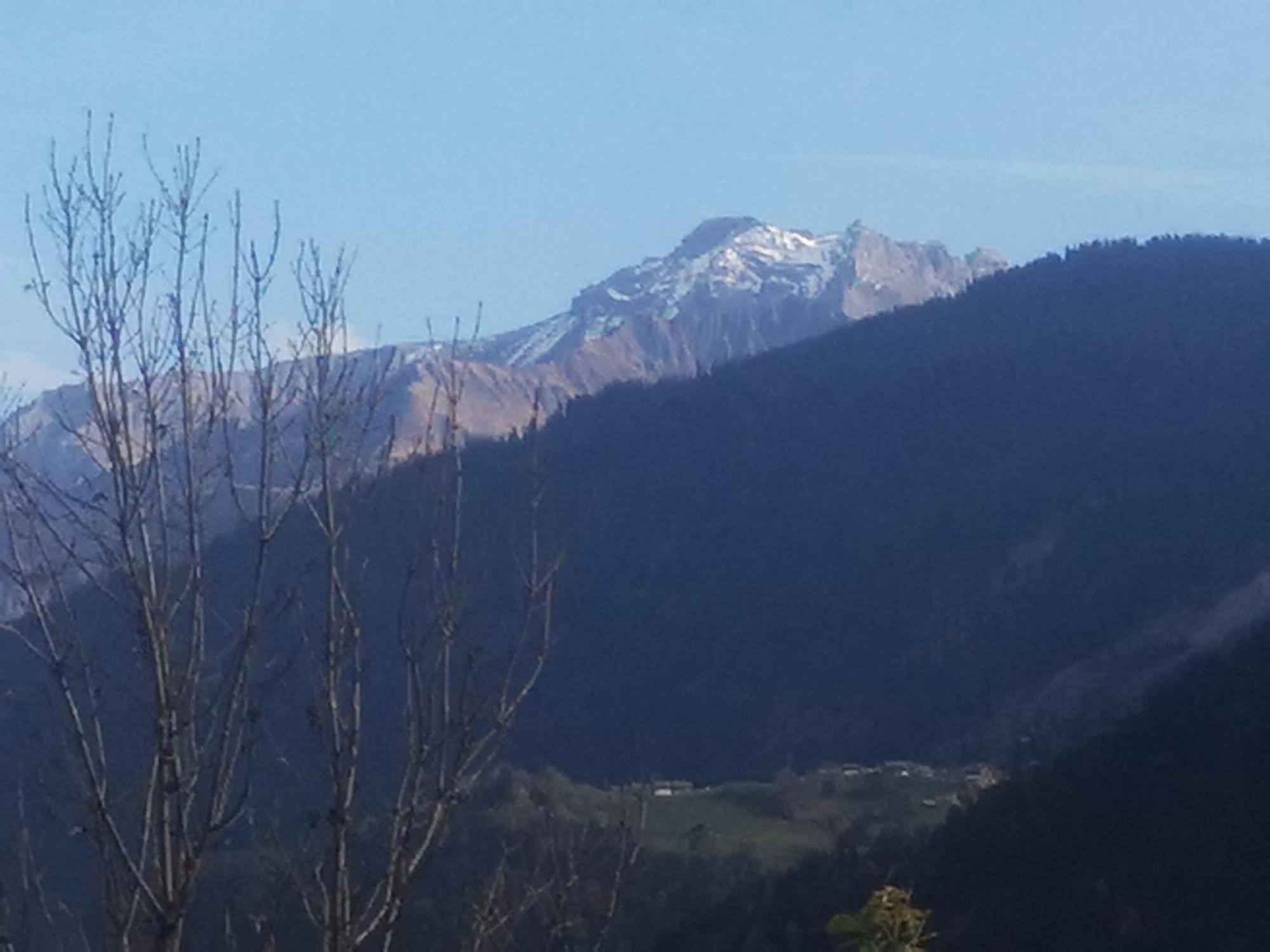 Savoie, Simple Mais Confortable Villard-sur-Doron Eksteriør bilde